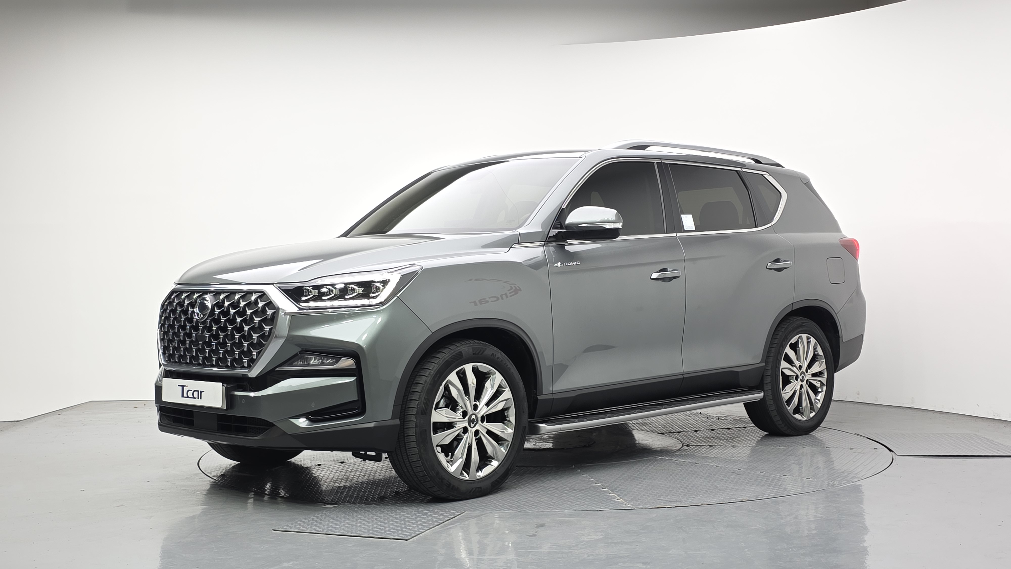 KG모빌리티(쌍용) 렉스턴 뉴 아레나